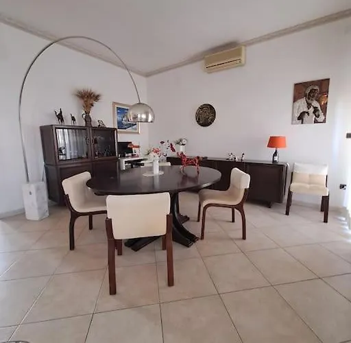 2 Giugno House Apartment *